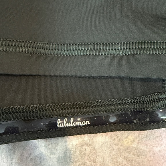 Lululemon Play Off The Pleats Skirt Floral Electric Multi/Rainforest Green (14) - Picture 12 of 13